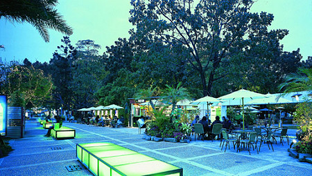 �������Y